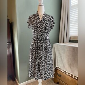 Liz Claiborne Black and White Geometric Wrap Dress Size M